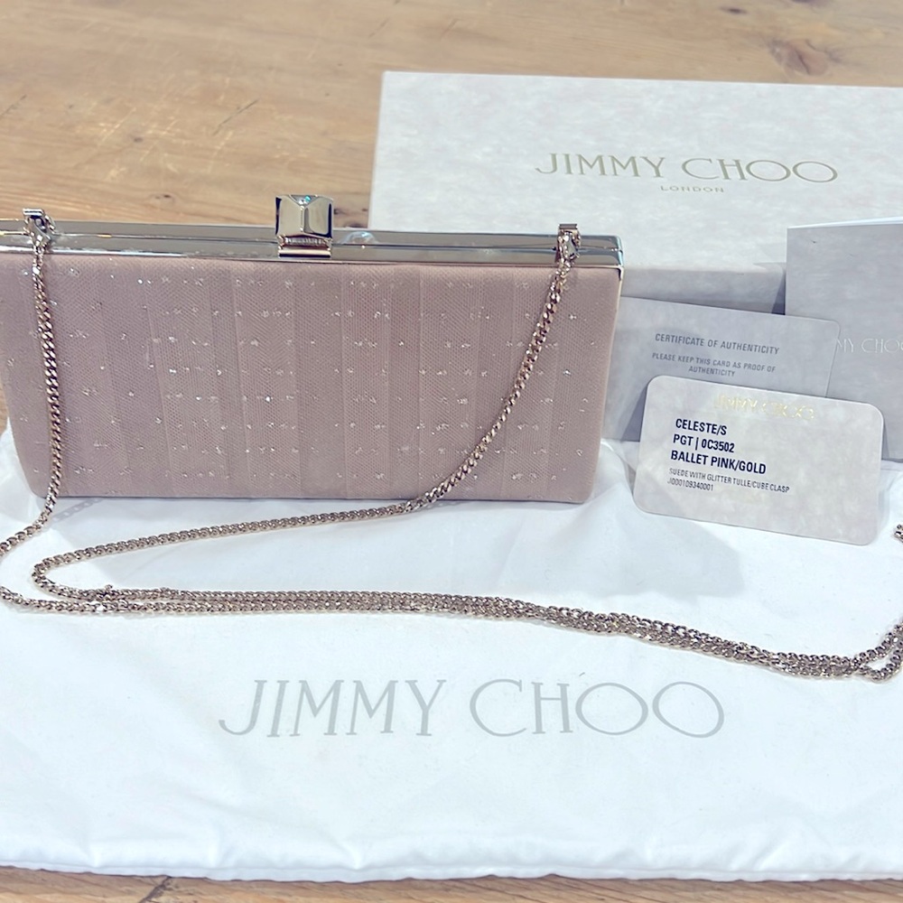 Beautiful dainty clutch w gold chain, light pink Tulle and glitter✨